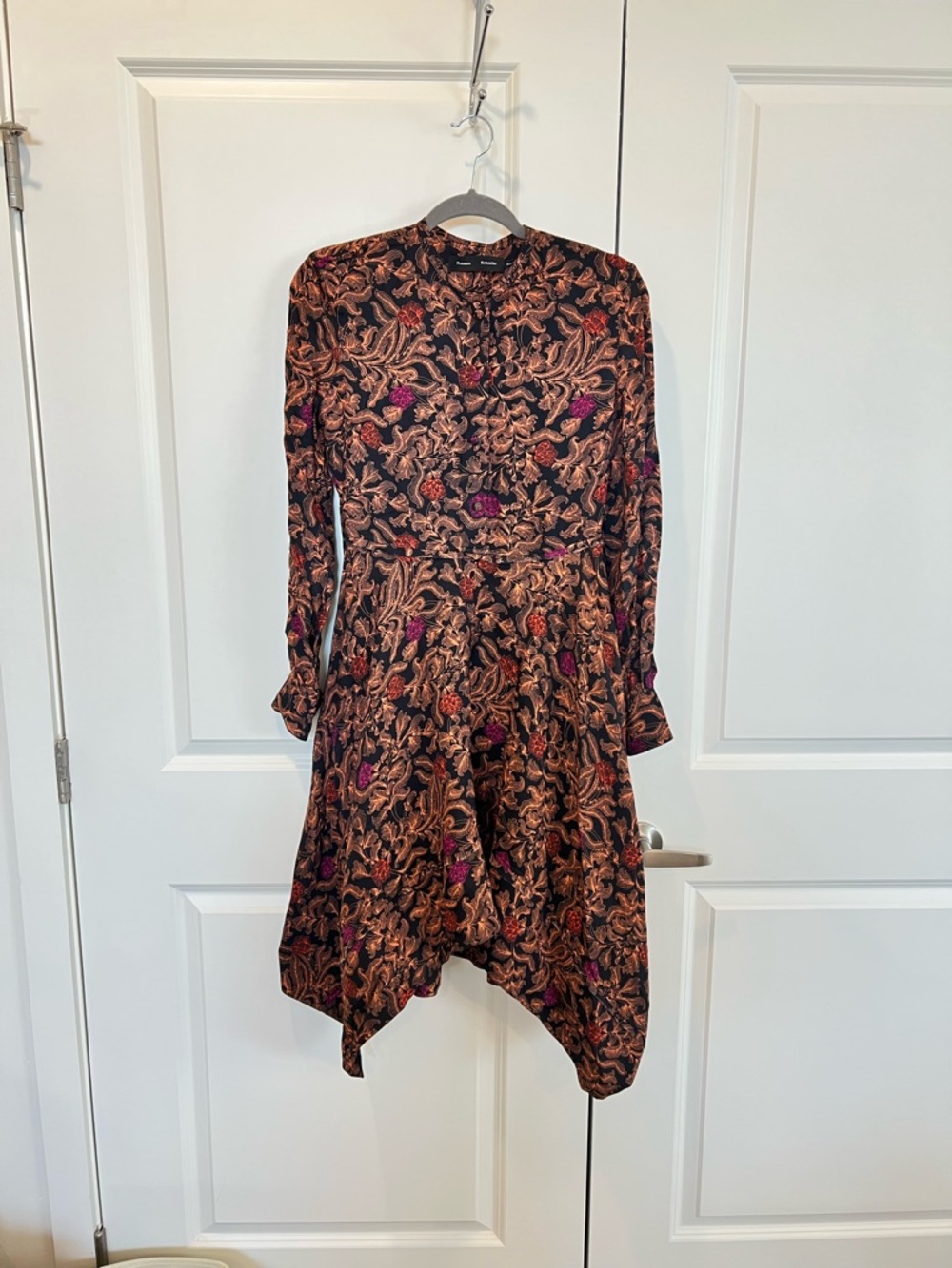 Proenza Schoulder Long Sleeve Paisley Midi Dress in Black and Brown